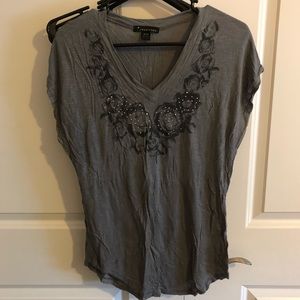 🌻Forever 21 embellished tee